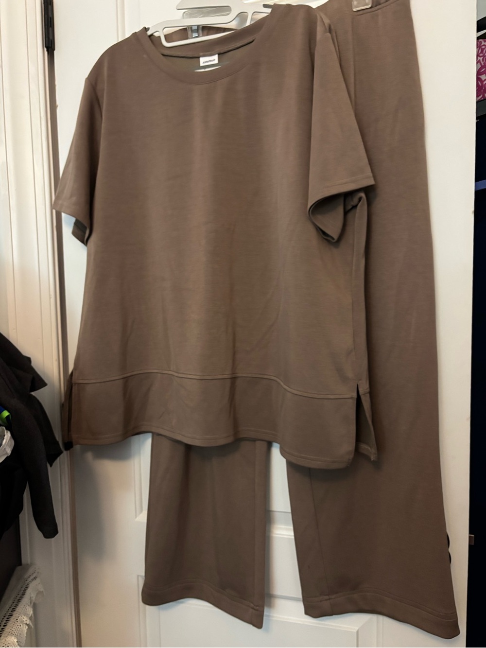 Kids Pajamas - Taupe Short Sleeve Top & Pants Set